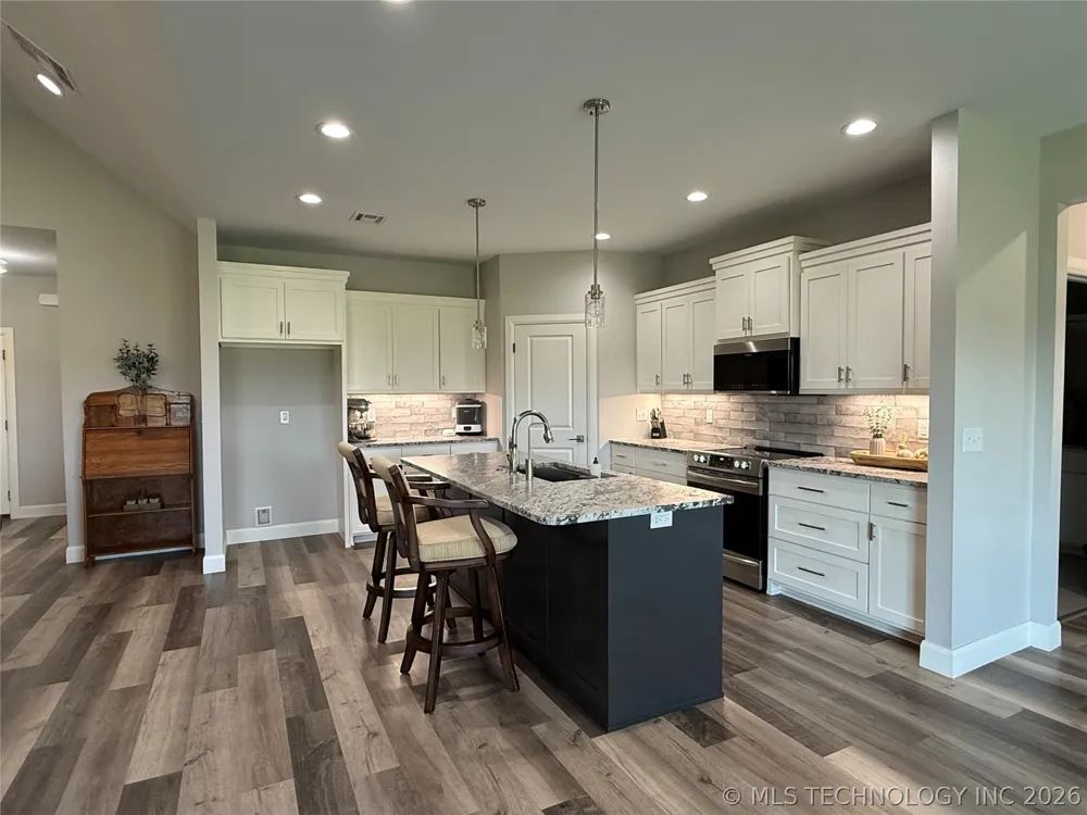 2126 W Forest Ridge Stillwater, OK 74074