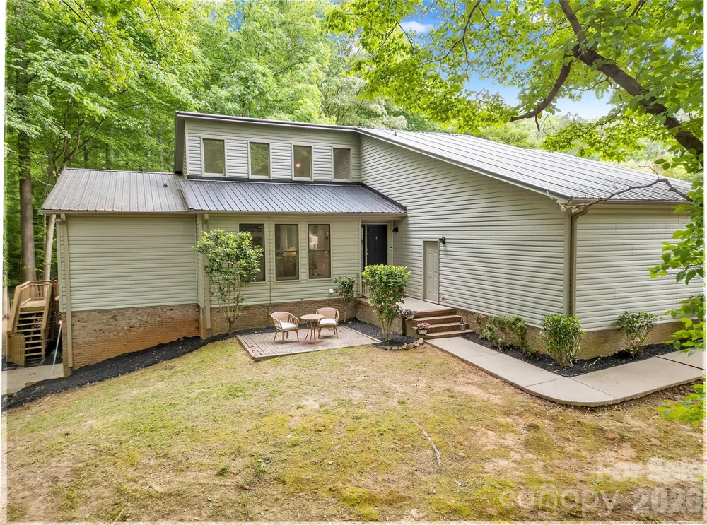 128 Spencer Woods Drive Dallas, NC 28034