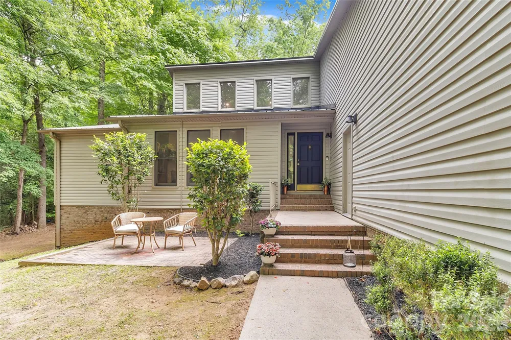 128 Spencer Woods Drive Dallas, NC 28034