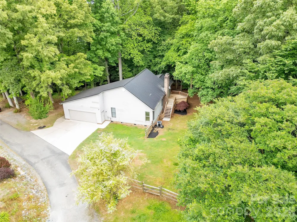 128 Spencer Woods Drive Dallas, NC 28034