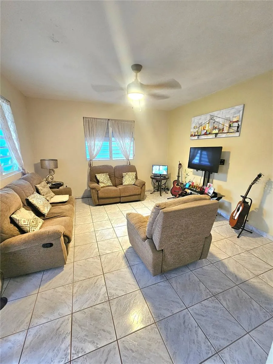 971 971 Naguabo, PR 00718