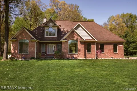 27178 John Drive