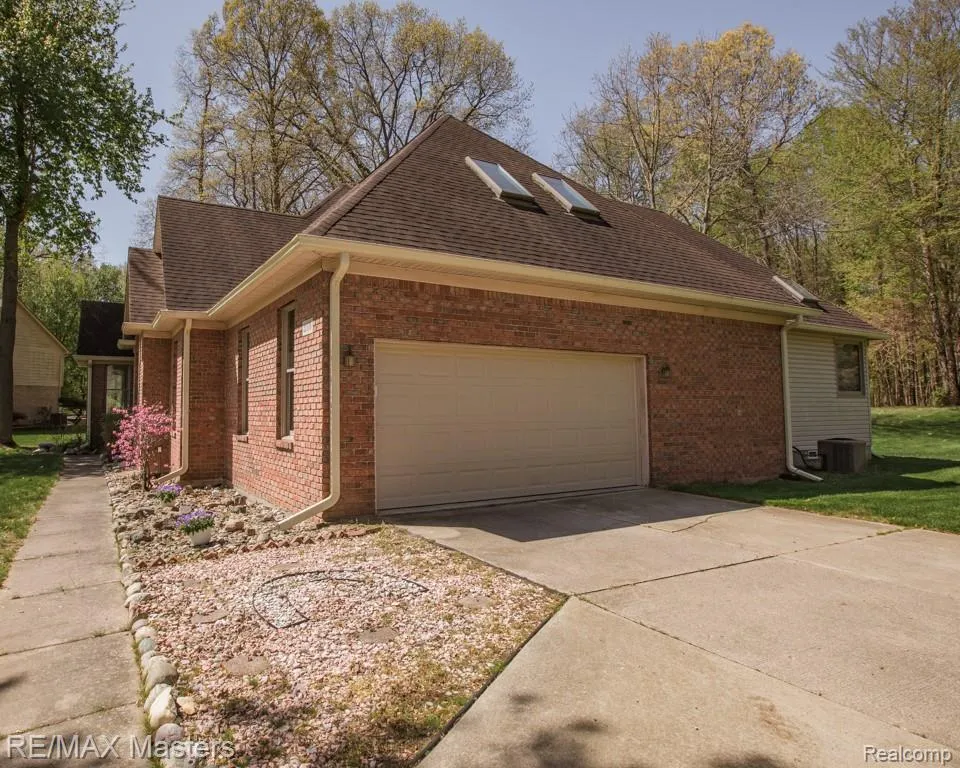 27178 John Drive Huron Charter Township, MI 48164