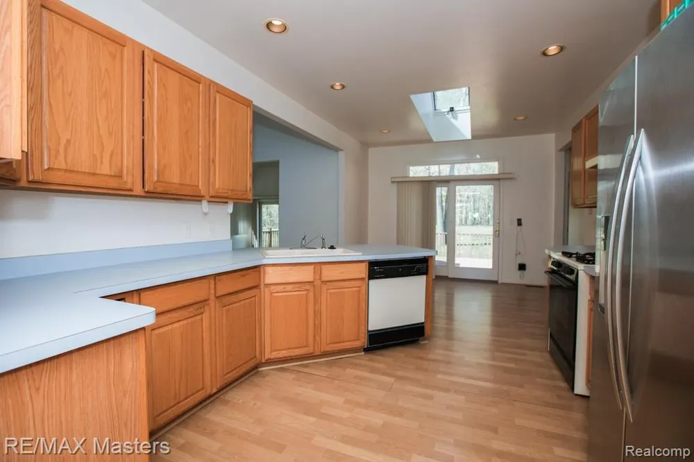 27178 John Drive Huron Charter Township, MI 48164