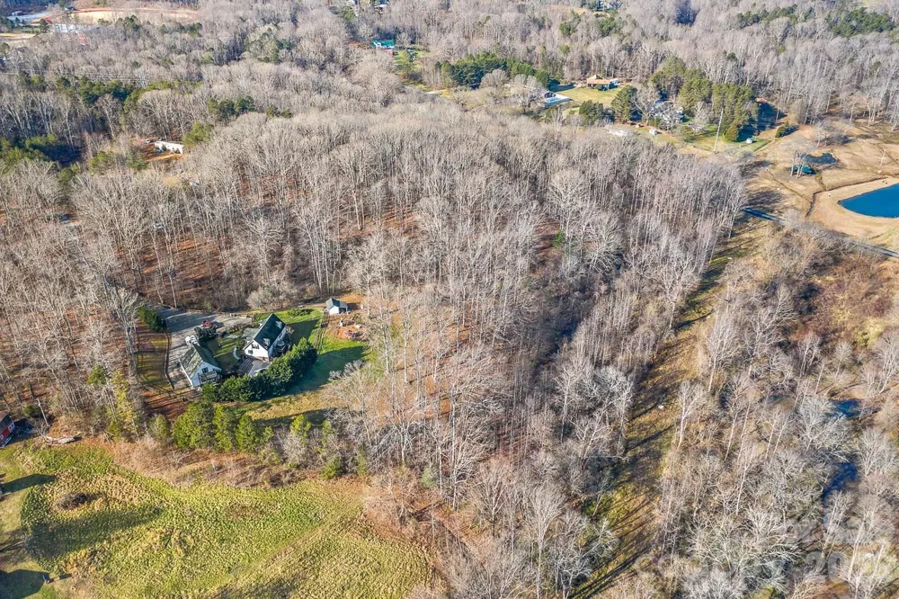 175 Stonehaven Drive Mooresville, NC 28115