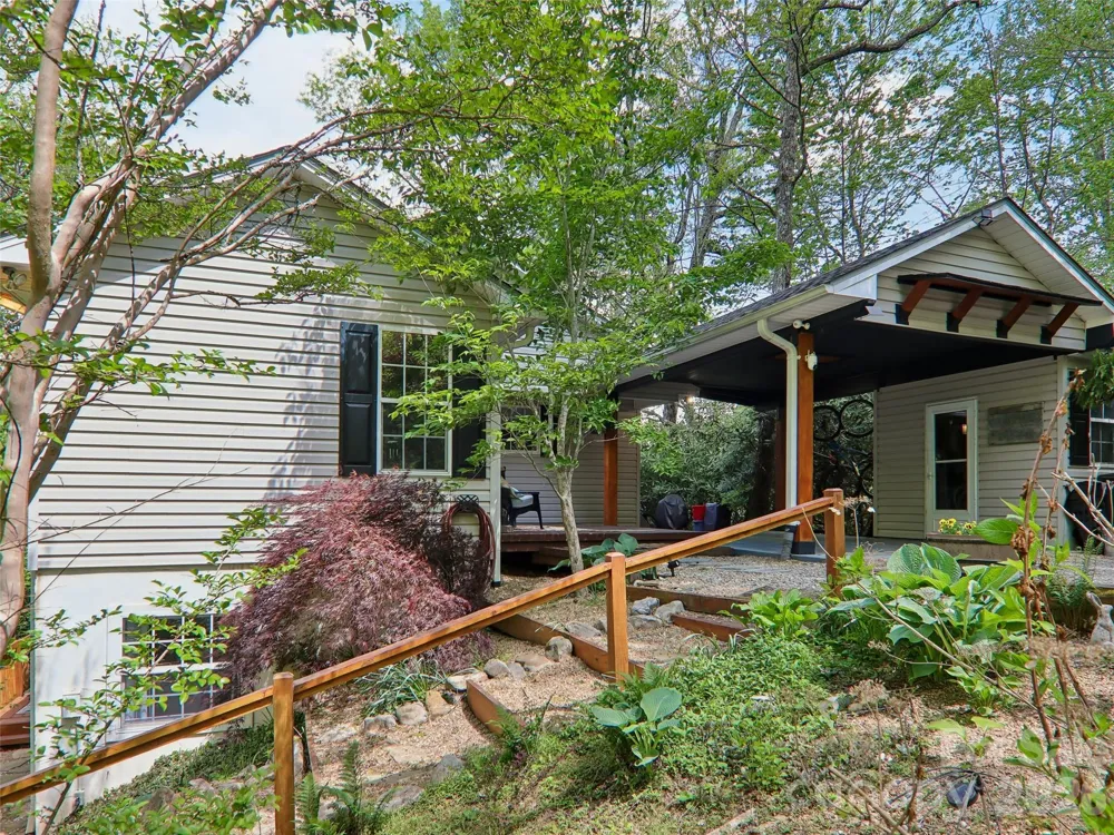 554 Pisgah Forest Drive Pisgah Forest, NC 28768