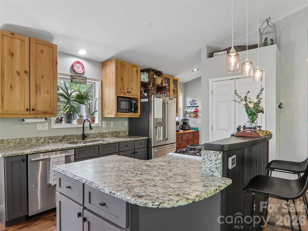 554 Pisgah Forest Drive Pisgah Forest, NC 28768