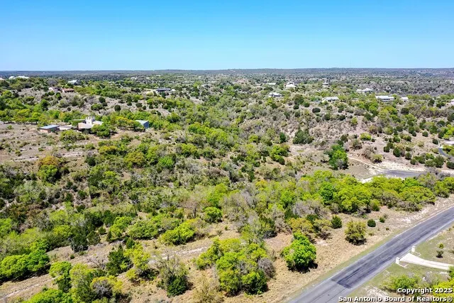 331 ECHO FLS Comfort, TX 78013