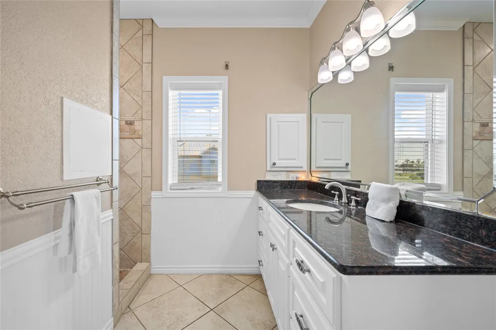 740 Copano Cove Rockport, TX 78382