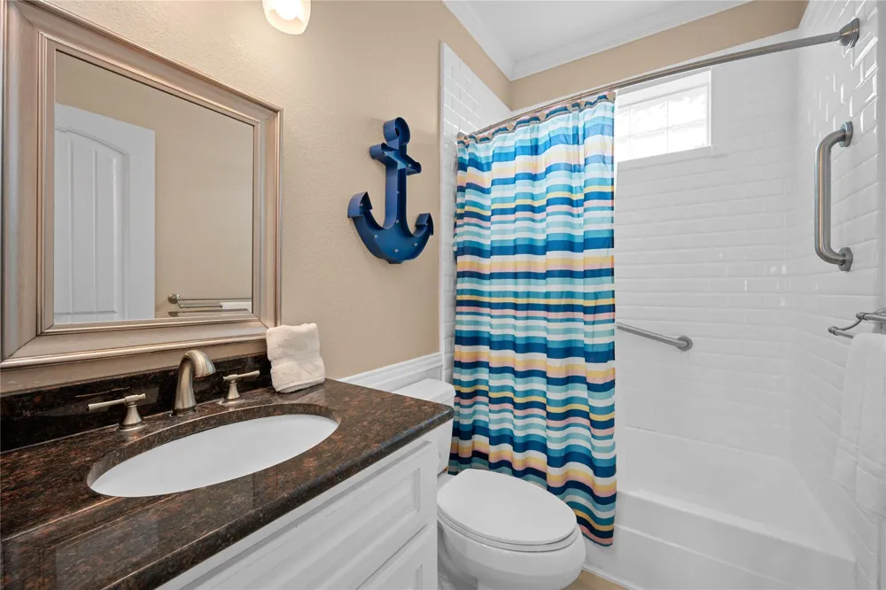 740 Copano Cove Rockport, TX 78382