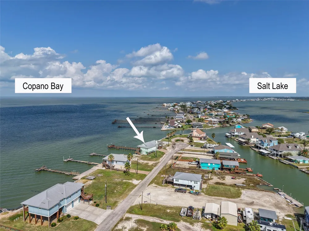 740 Copano Cove Rockport, TX 78382