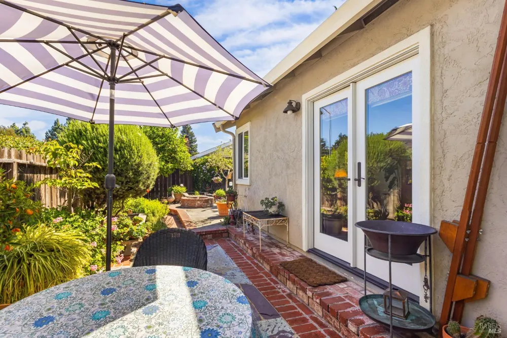 333 Saybrook Avenue Vacaville, CA 95687