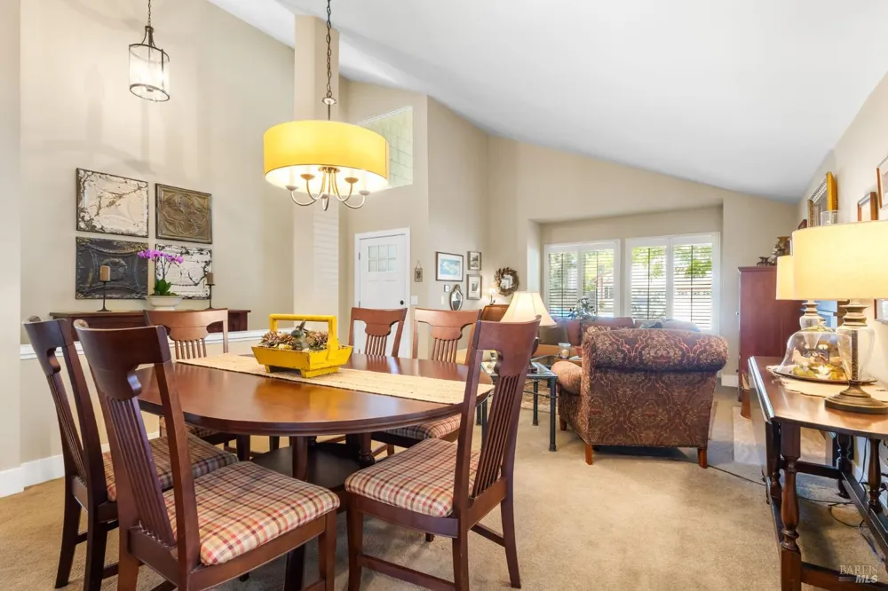 333 Saybrook Avenue Vacaville, CA 95687