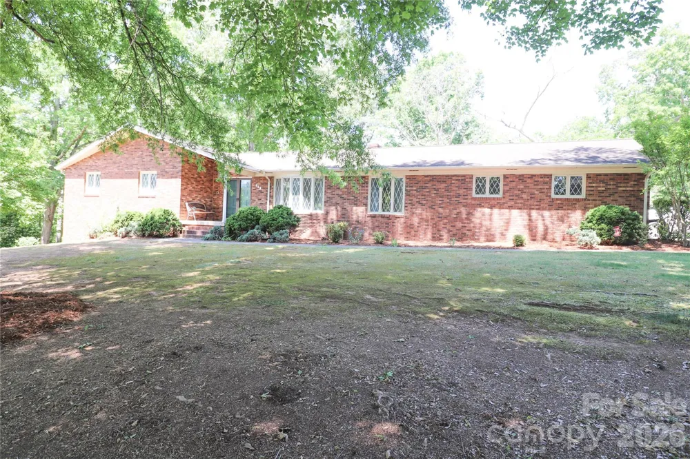 112 Forest Avenue NE Valdese, NC 28690