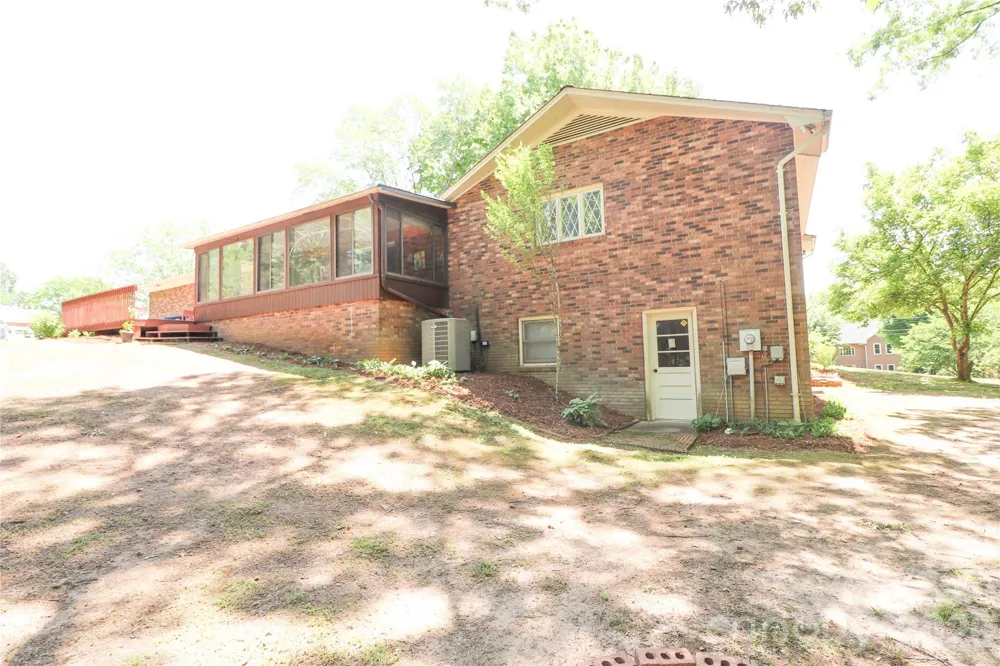 112 Forest Avenue NE Valdese, NC 28690
