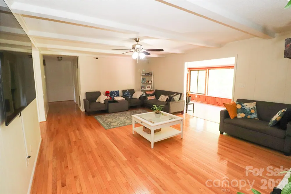 112 Forest Avenue NE Valdese, NC 28690