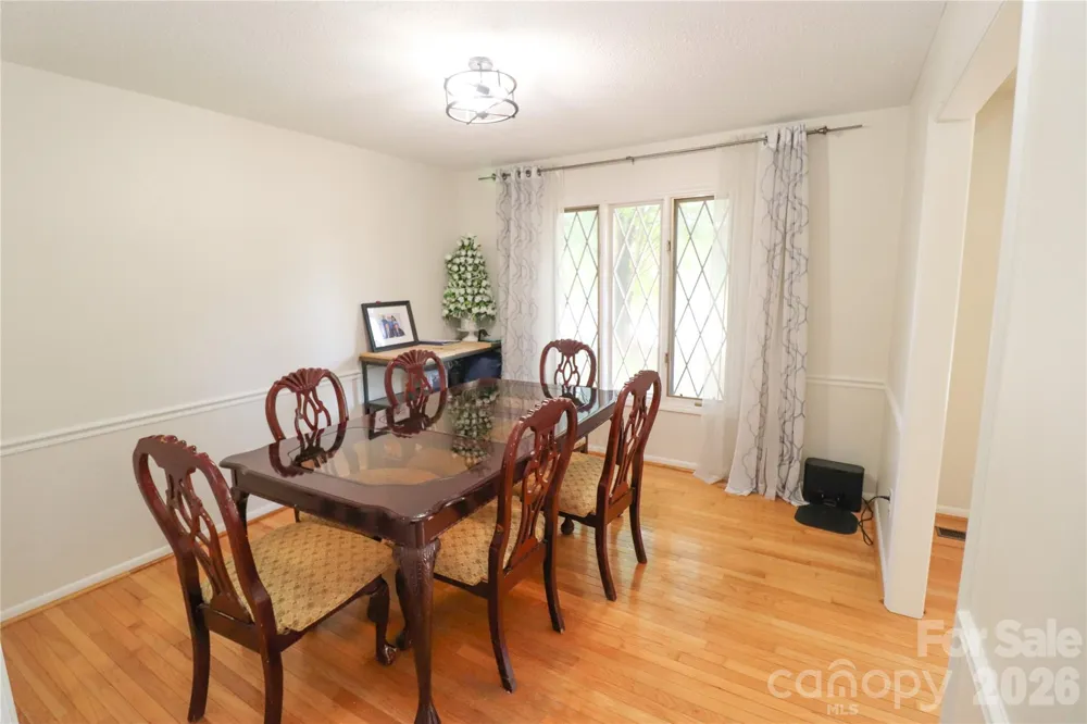 112 Forest Avenue NE Valdese, NC 28690