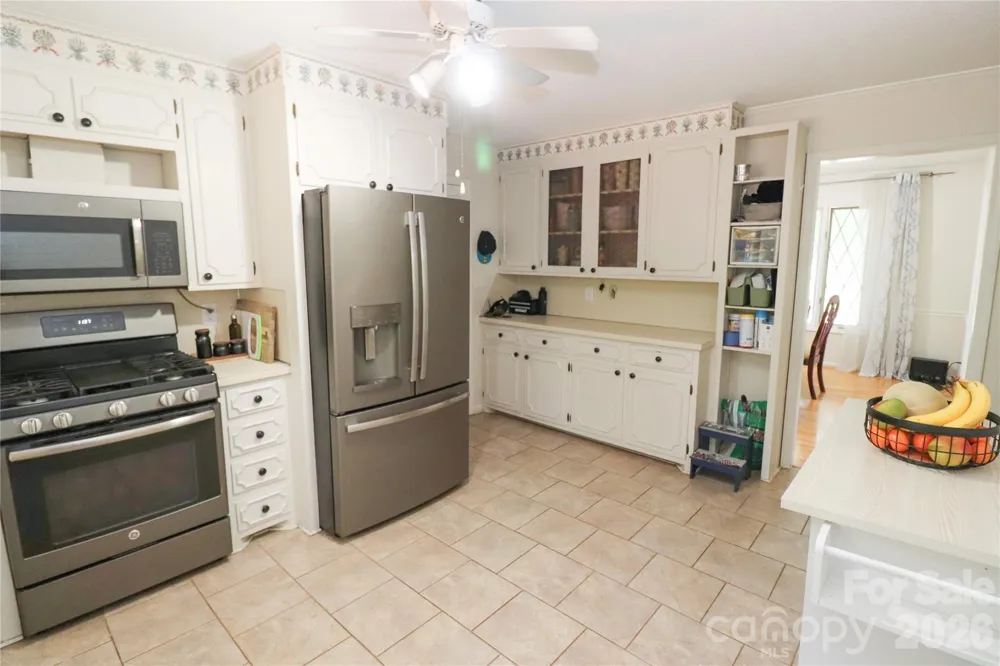 112 Forest Avenue NE Valdese, NC 28690