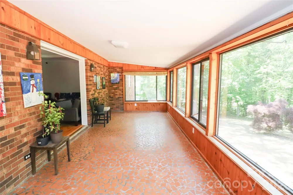112 Forest Avenue NE Valdese, NC 28690