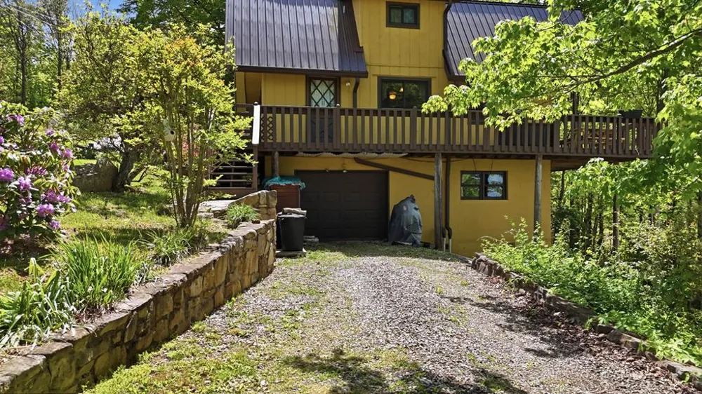 Ridge View Dr Andrews, NC 28901