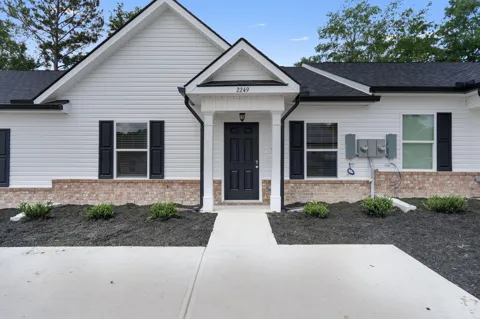 2318 Bishop Way