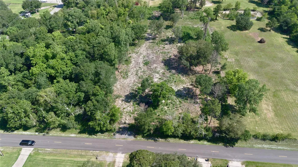 32nd St Santa Fe, TX 77510