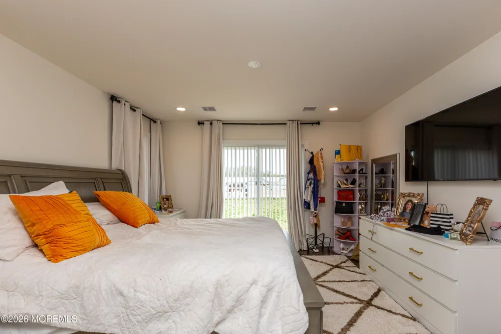 Easy Street Howell, NJ 07731