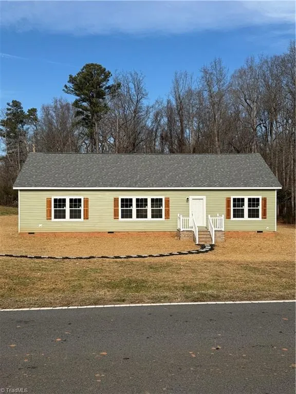 1824 Oak Ridge Church Road Yadkinville, NC 27011