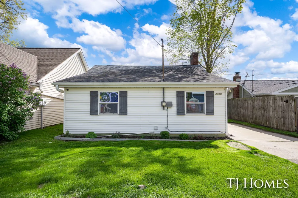2375 Patterson Road Shelbyville, MI 49344