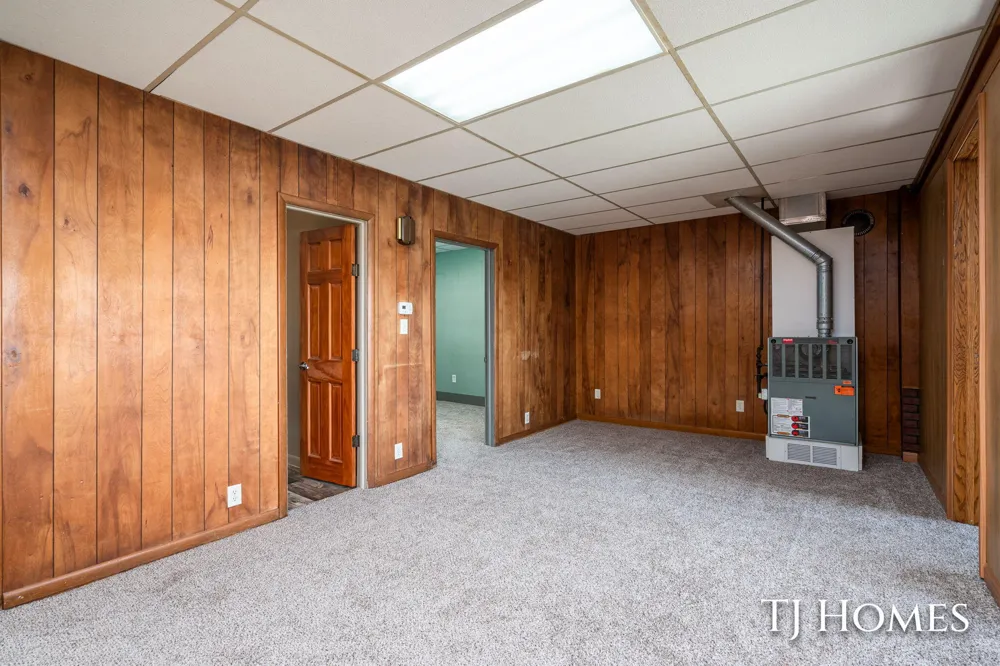 2375 Patterson Road Shelbyville, MI 49344