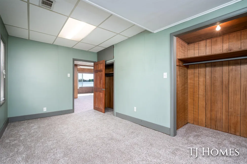 2375 Patterson Road Shelbyville, MI 49344