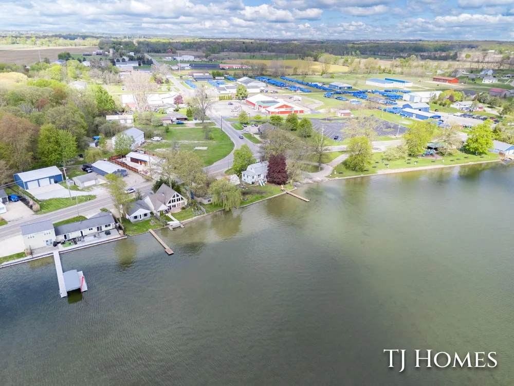 2375 Patterson Road Shelbyville, MI 49344