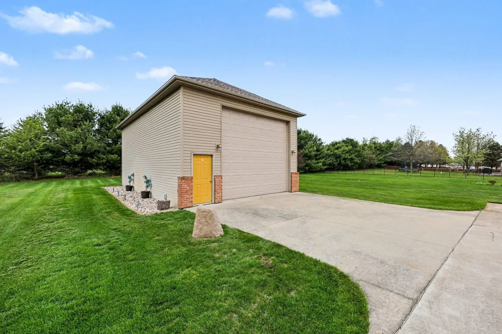 10577 Keane Drive Grass Lake, MI 49240