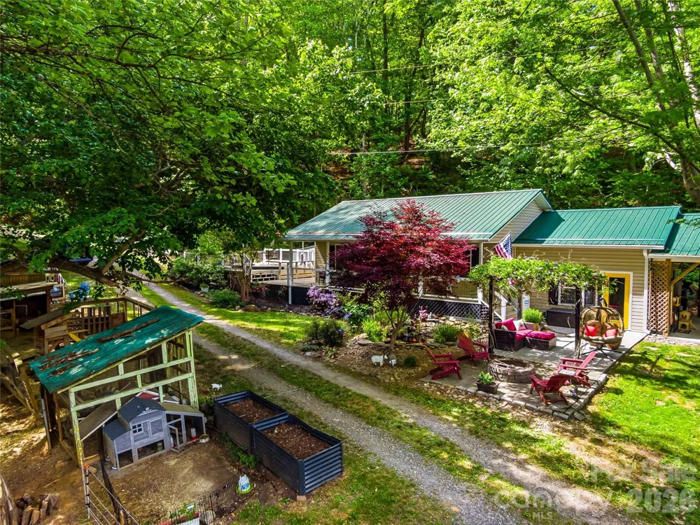 103 Old US 19 23 Highway Candler, NC 28715
