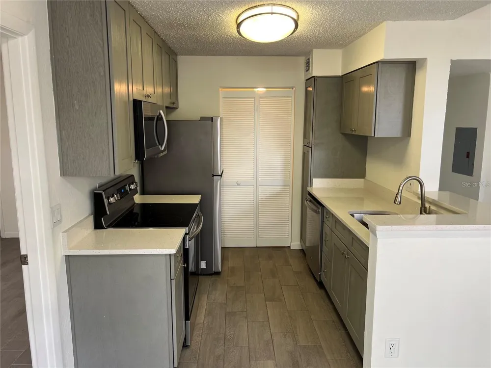 11568 WESTWOOD BOULEVARD #1021 Orlando, FL 32821