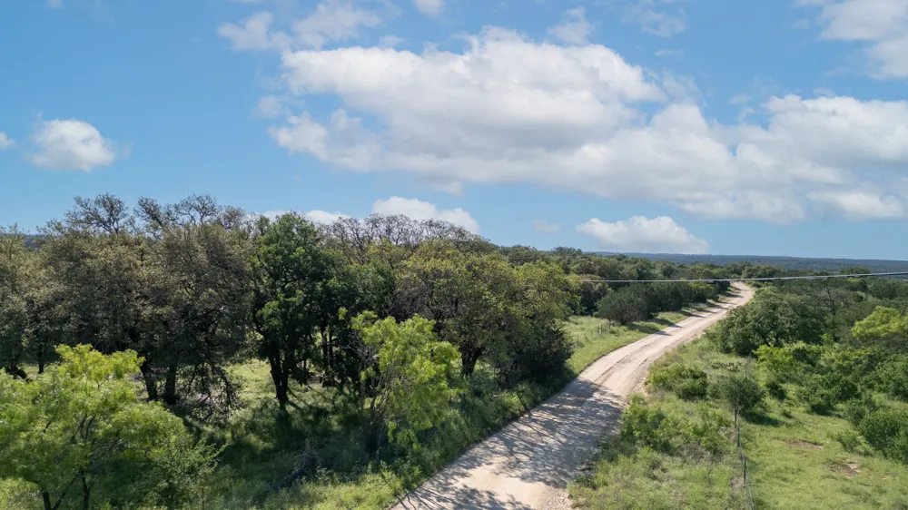 1377 Lampasas, TX 76550