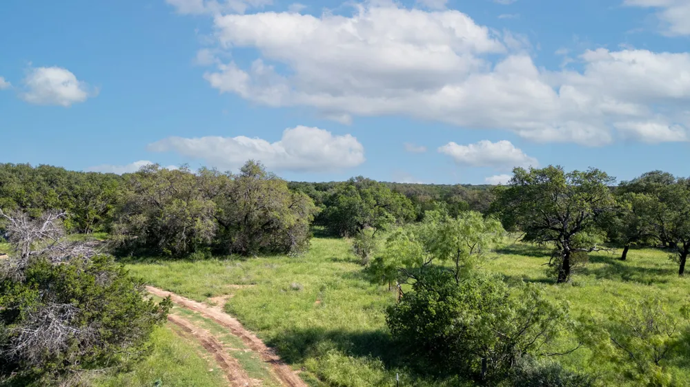 1377 Lampasas, TX 76550