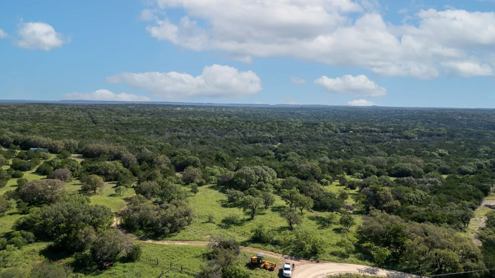 1377 Lampasas, TX 76550