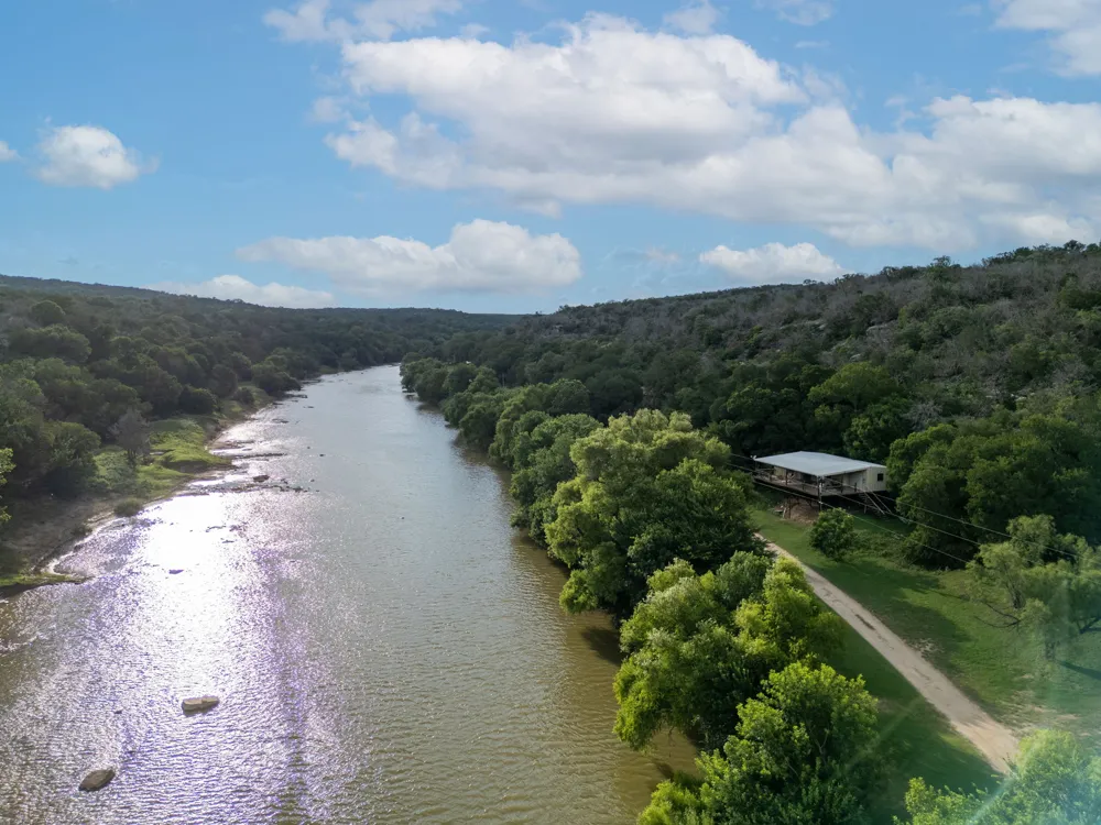1377 Lampasas, TX 76550