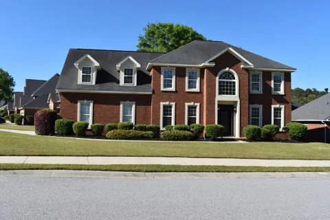 201 Bainbridge Drive