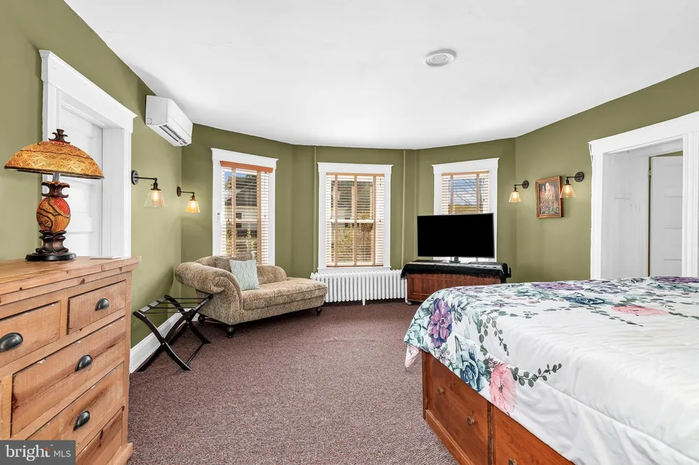 309 GLENBURN AVENUE Cambridge, MD 21613