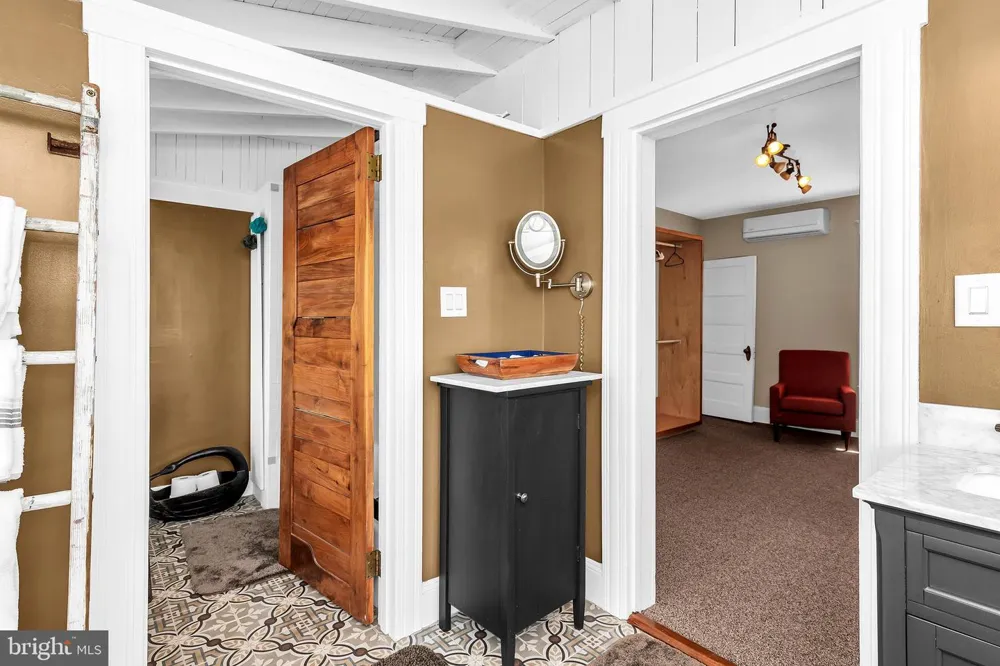 309 GLENBURN AVENUE Cambridge, MD 21613