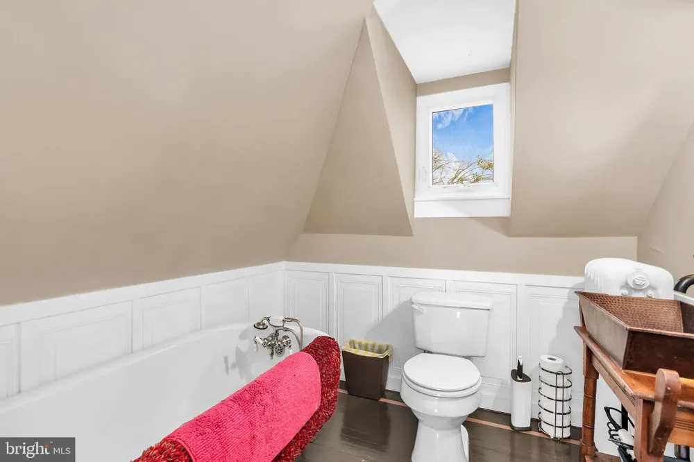 309 GLENBURN AVENUE Cambridge, MD 21613