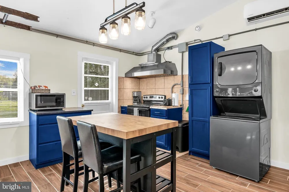 309 GLENBURN AVENUE Cambridge, MD 21613