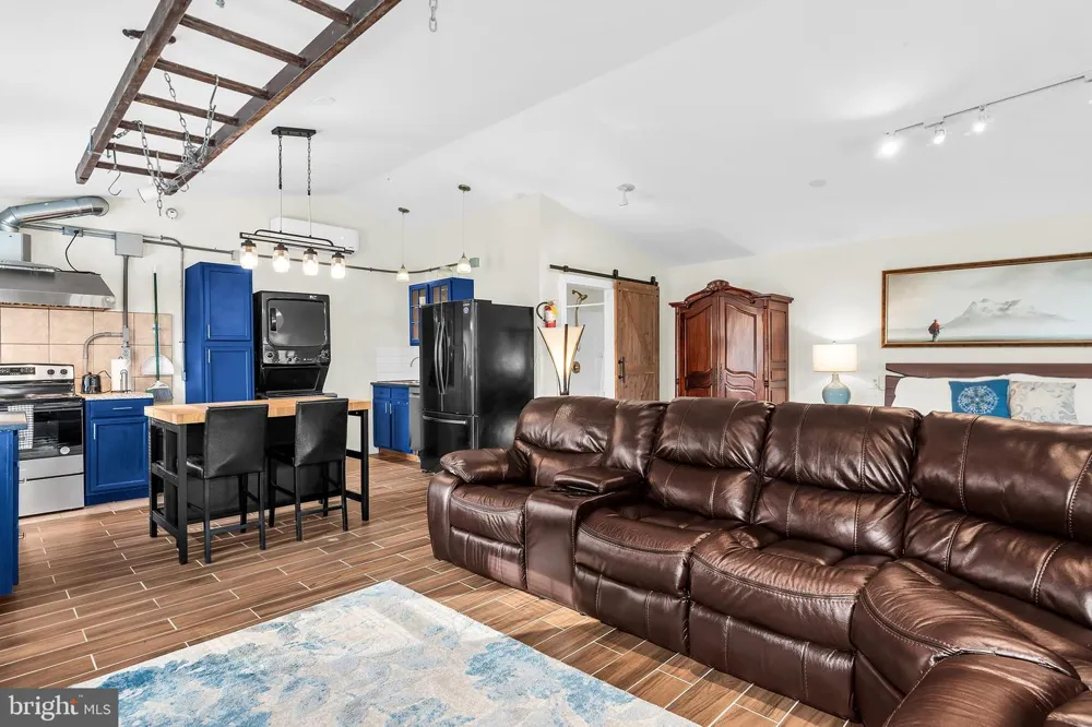309 GLENBURN AVENUE Cambridge, MD 21613