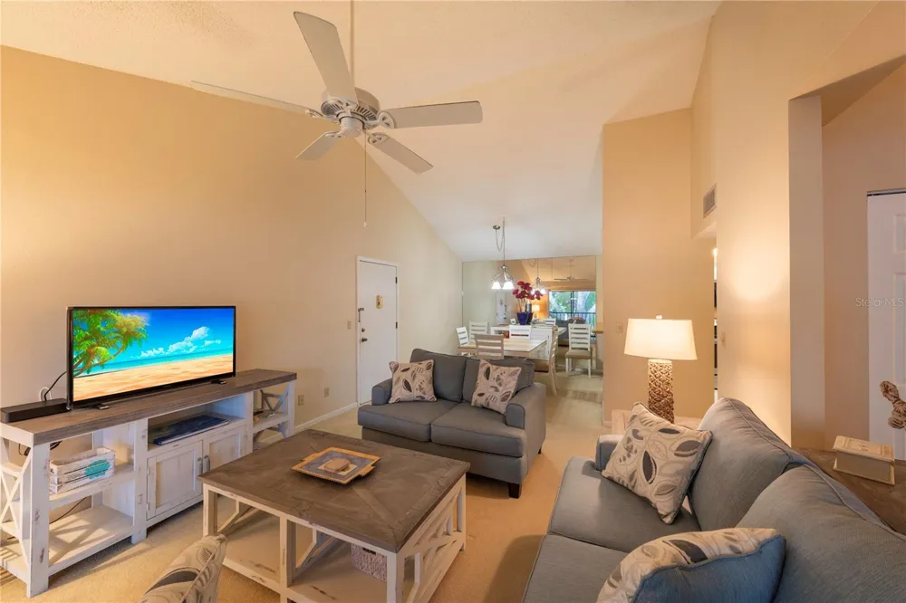 646 BIRD BAY DRIVE E #207 Venice, FL 34285