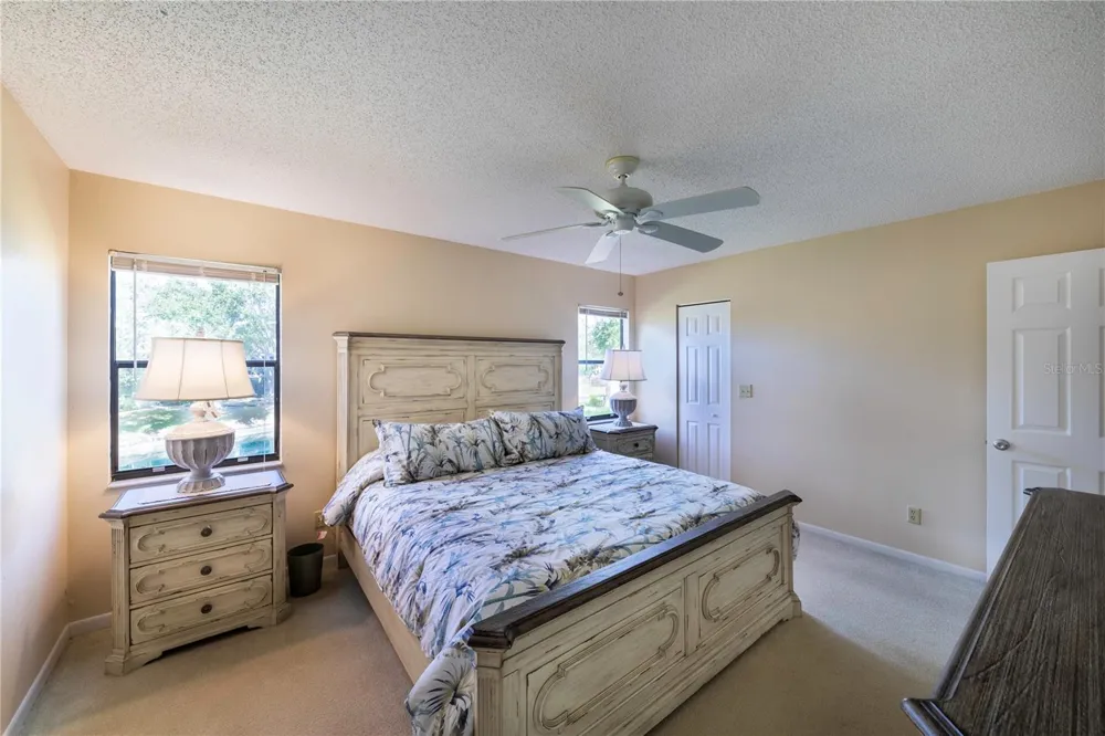 646 BIRD BAY DRIVE E #207 Venice, FL 34285