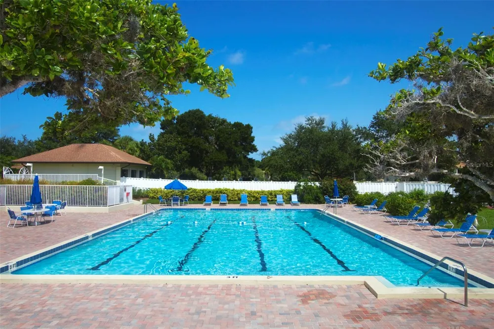 646 BIRD BAY DRIVE E #207 Venice, FL 34285