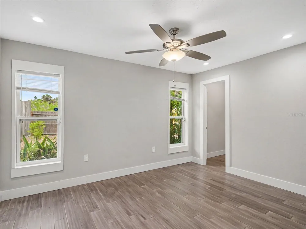 2746 HIBISCUS STREET Sarasota, FL 34239