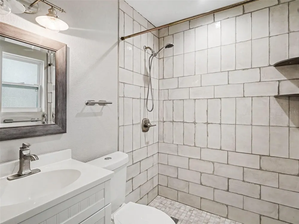 2746 HIBISCUS STREET Sarasota, FL 34239